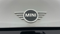 MINI Hatchback 1.5 Cooper Classic 3dr Auto [Comfort Pack] Petrol Hatchback